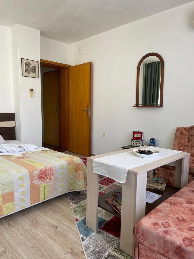 Guest House Liliya Sozopol Exterior foto