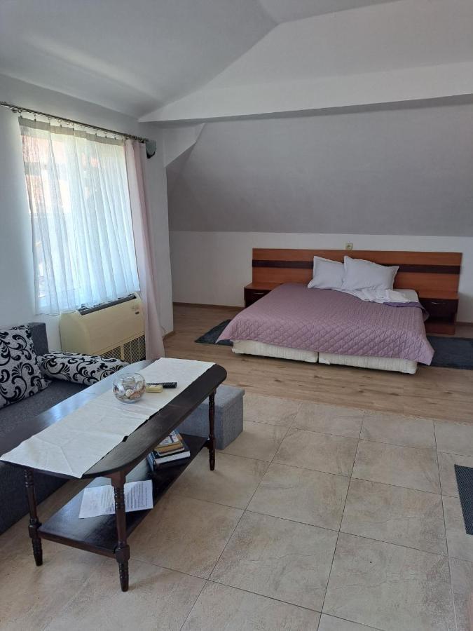Guest House Liliya Sozopol Exterior foto